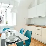 Center Apartamento *